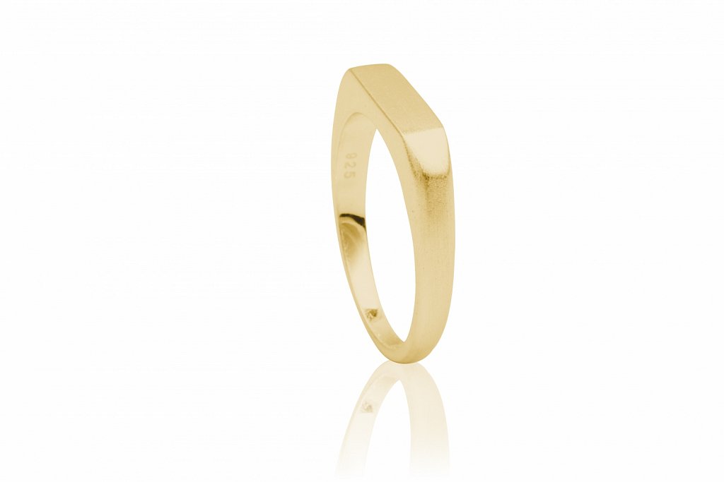 Possum-Ring-Unisex-Small-Gold-EUR-5990.jpg