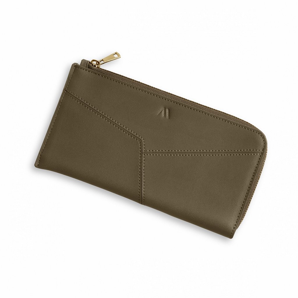 KAAI-Large-Wallet-Dark-Khaki-EUR-195.jpg