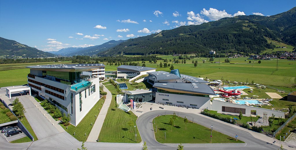 TAUERN-SPA-Panoramaansicht.jpg