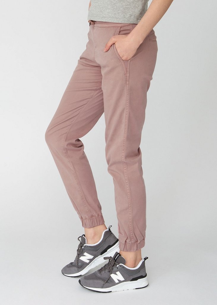 DUER-SS-21-WTS9B007-Joggpants-altrosa-EUR-119-3.jpg