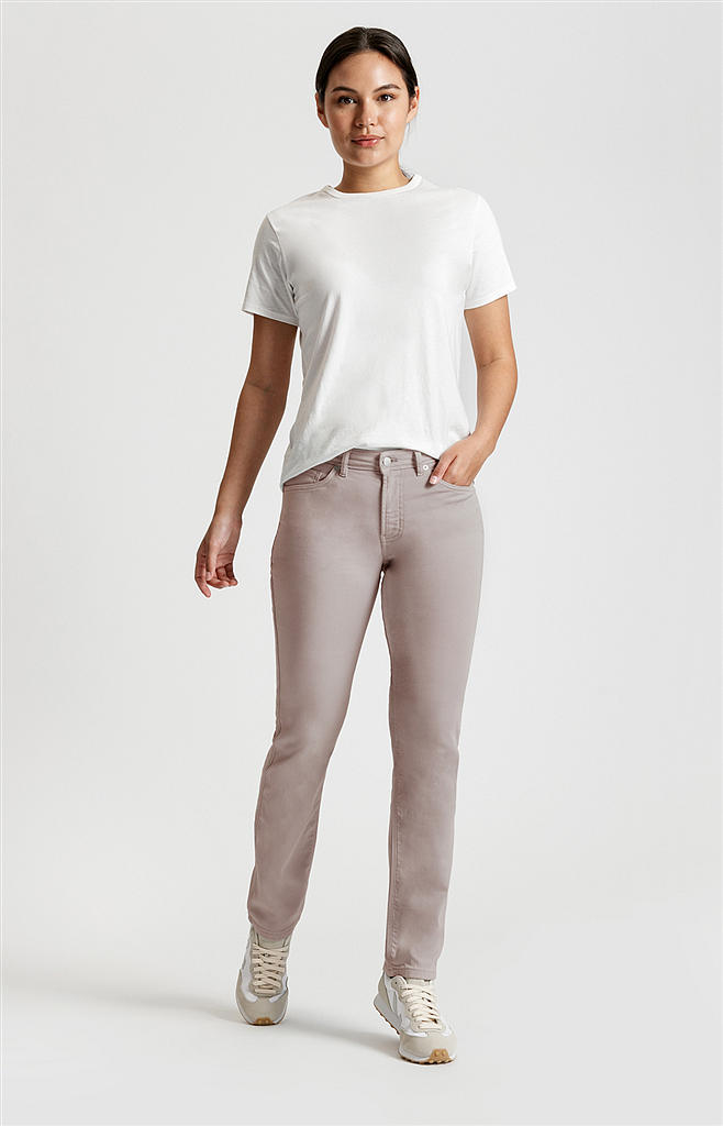 DUER-SS-2021-77WFNS1001-W-No-Sweat-Slim-Straight-mallow-EUR-14990-3.png