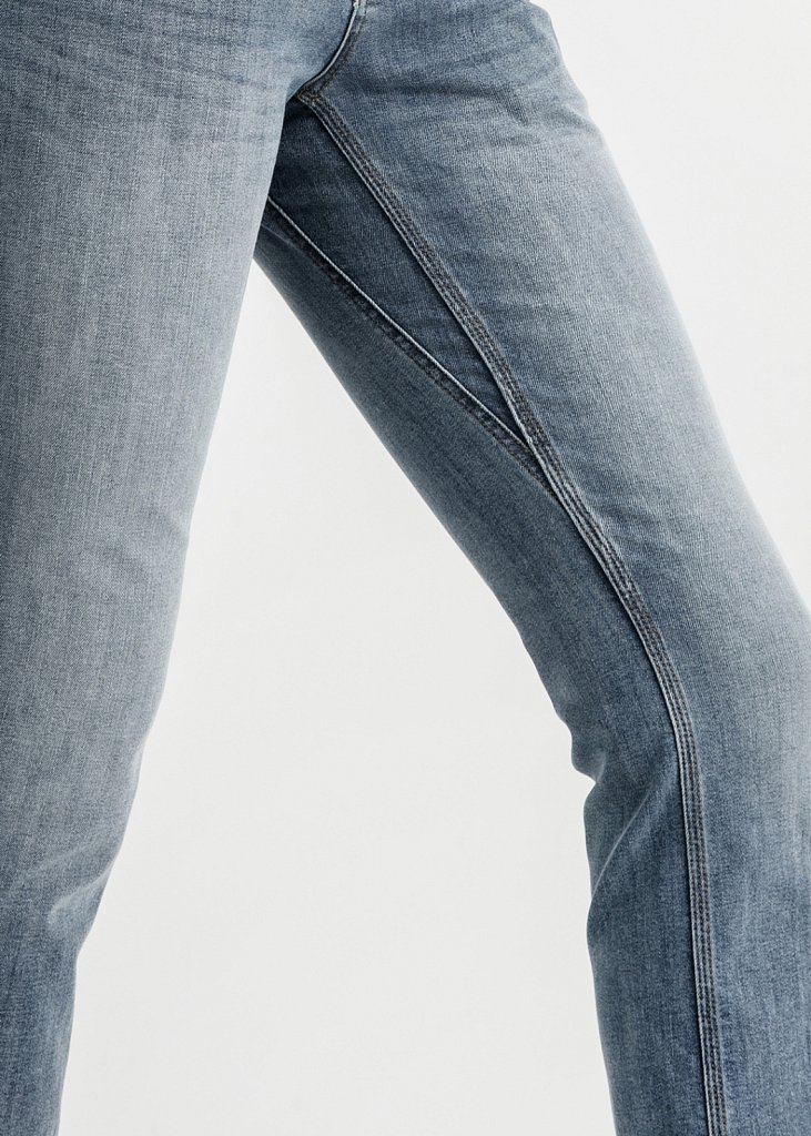 DUER-FW-2021-WFLR5001-Performance-Denim-Girlfriend-Jean-Vintage-Light-Stone-Back-EUR-2.jpg