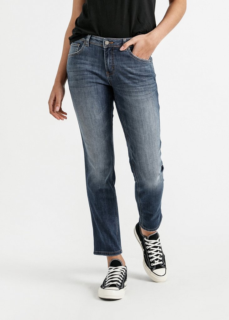 DUER-FW-2021-WFLR4012-Performance-Denim-Girlfriend-Jean-Heritage-Blue-Back-EUR-3.jpg