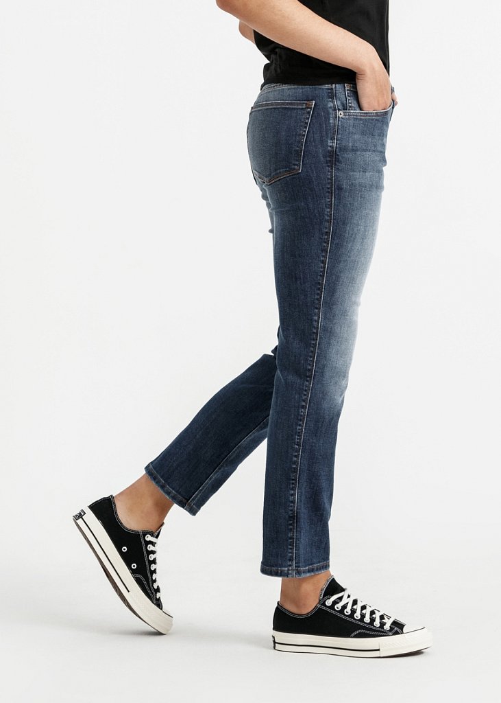 DUER-FW-2021-WFLR4012-Performance-Denim-Girlfriend-Jean-Heritage-Blue-Back-EUR-5.jpg