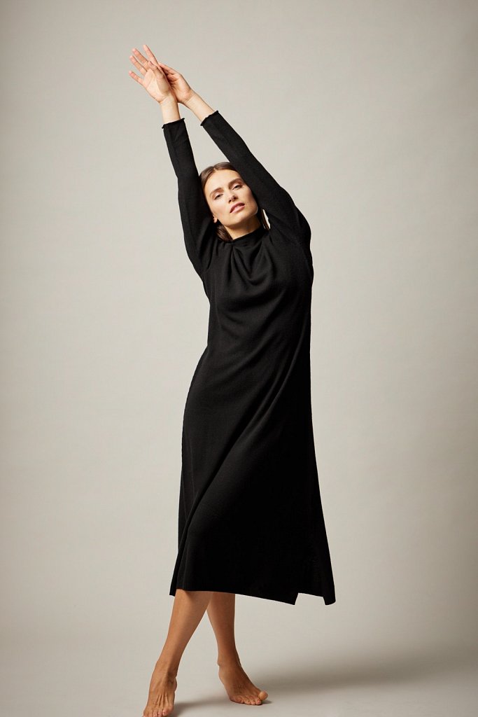 Philo-Sofie-Cashmere-Imagepics-FW-2022-16.jpg