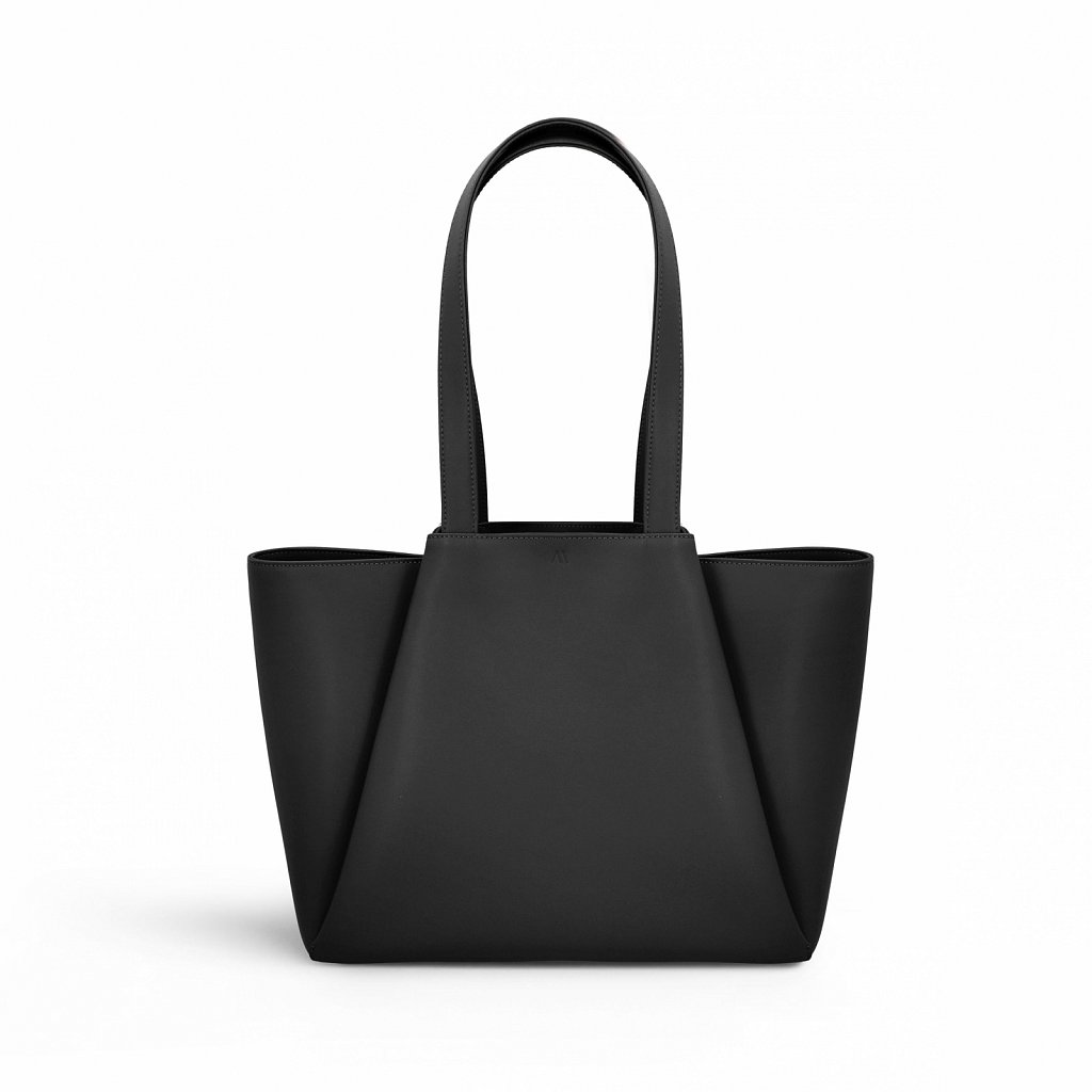 KAAI-BAGS-Midi-Pyramid-Black-EUR-655.jpg