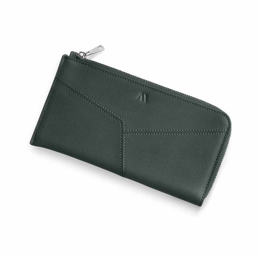 KAAI-Wallet-Plain-Leather-Forest-Green-EUR-195.jpg