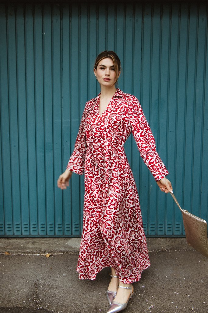 REYERlooks-Image-April-94.JPG